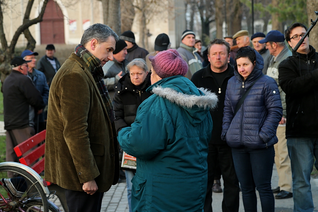 Lázár: mindenki vegyen elő egy kockás papírt április 7-én! 21