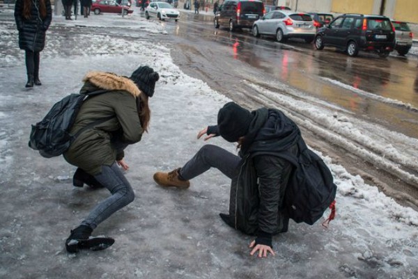 Nem ér Vásárhelyre a nagy hó, de az ónos eső igen 1