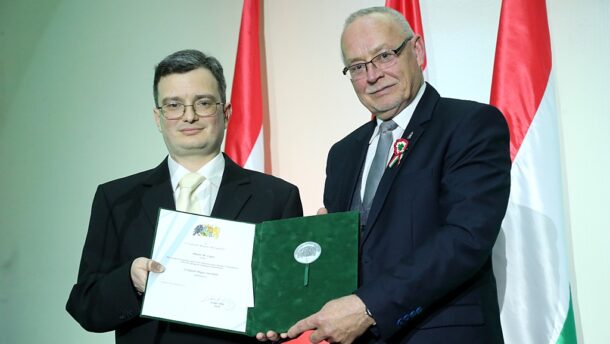 Portálunk főszerkesztője kapta a Csongrád Megye Sajtódíjat 36