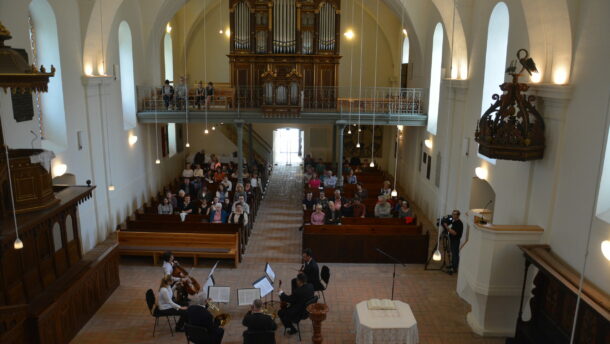 Jótékonysági koncert az ótemplomban 19