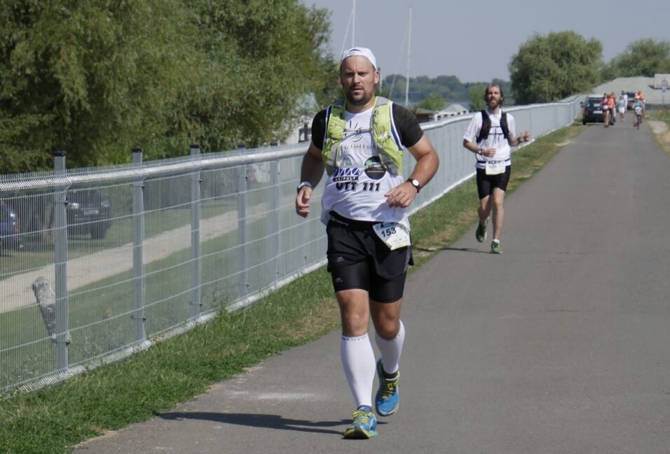 254 ezer forintot gyűjtött a vásárhelyi futó a gyerekeknek