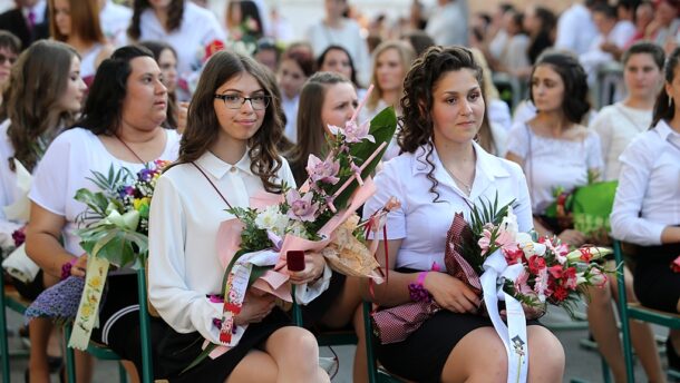 A Gaudeamus igiturtól zengtek az Eötvös folyosói (galériával)