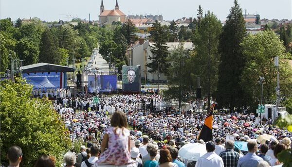 Boldoggá avatták Brenner János vértanút