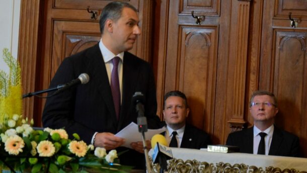 Lázár: a jövőnk túl nagy tét ahhoz, hogy ne a legjobbakra bízzuk