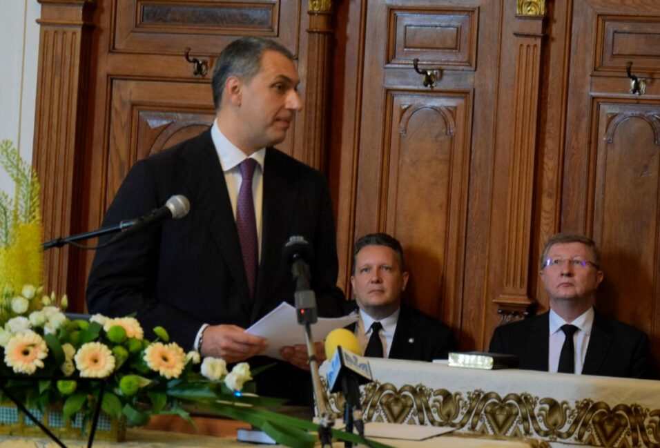 Lázár: a jövőnk túl nagy tét ahhoz, hogy ne a legjobbakra bízzuk