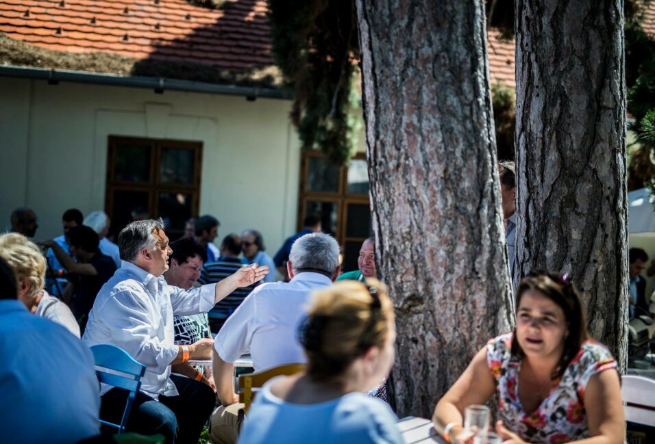 Orbán Viktor Kötcsén: európai léptékű harc zajlik értékek és kultúrák között