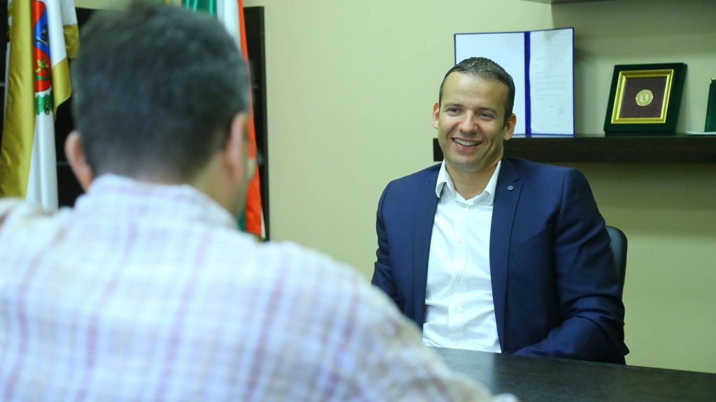 Toroczkai László: Nem érdekel, milyen bélyeget akarnak ránk sütni