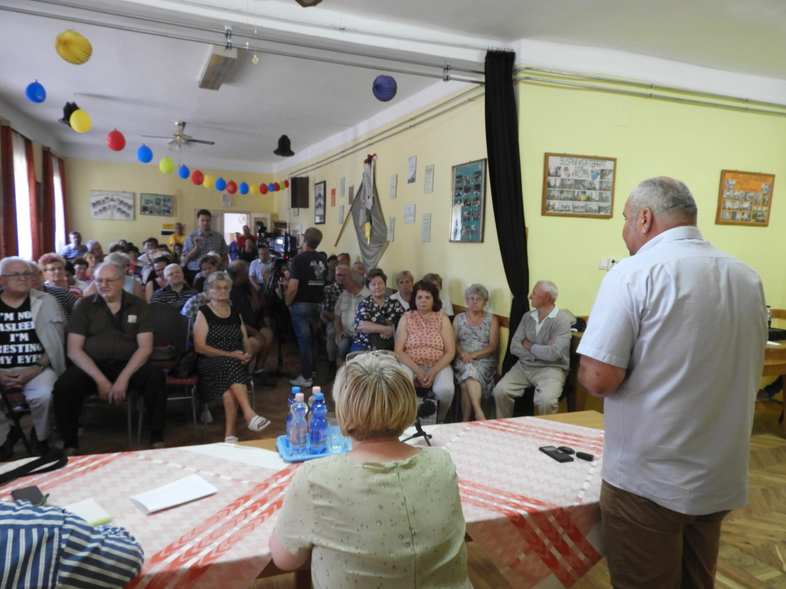 Fórum Susánban: Márki-Zay az első polgármester, aki pánikban tartja a várost! 13