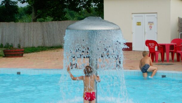 Szombatra várható lehülés, ma és holnap 35 fok meleg lesz