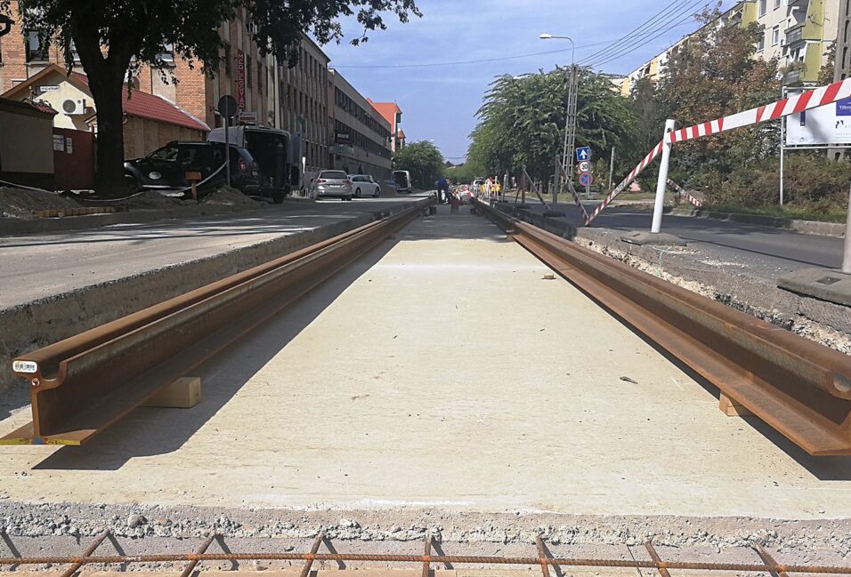 A Bajcsyn már láthatjuk a tram train síneit 6