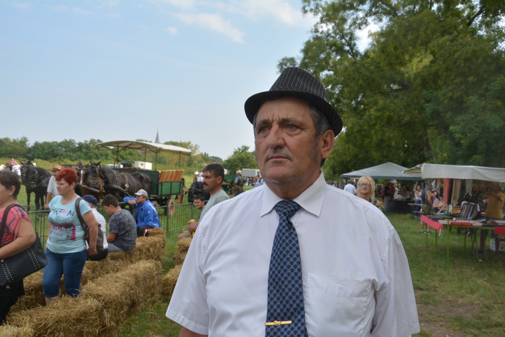 Botról lógatták a perecet székkutasi lovasnap hajtóinak 6