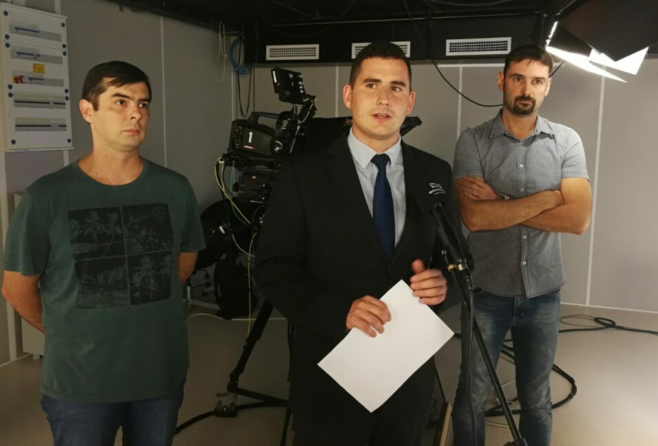 Személyesen egyeztetne a jövőről a Vásárhelyi TV stábja Márki-Zay Péterrel