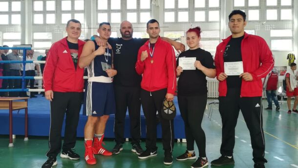 Kiváló Boxing Gym Vásárhely teljesítmény a Testvérvárosok Kupáján