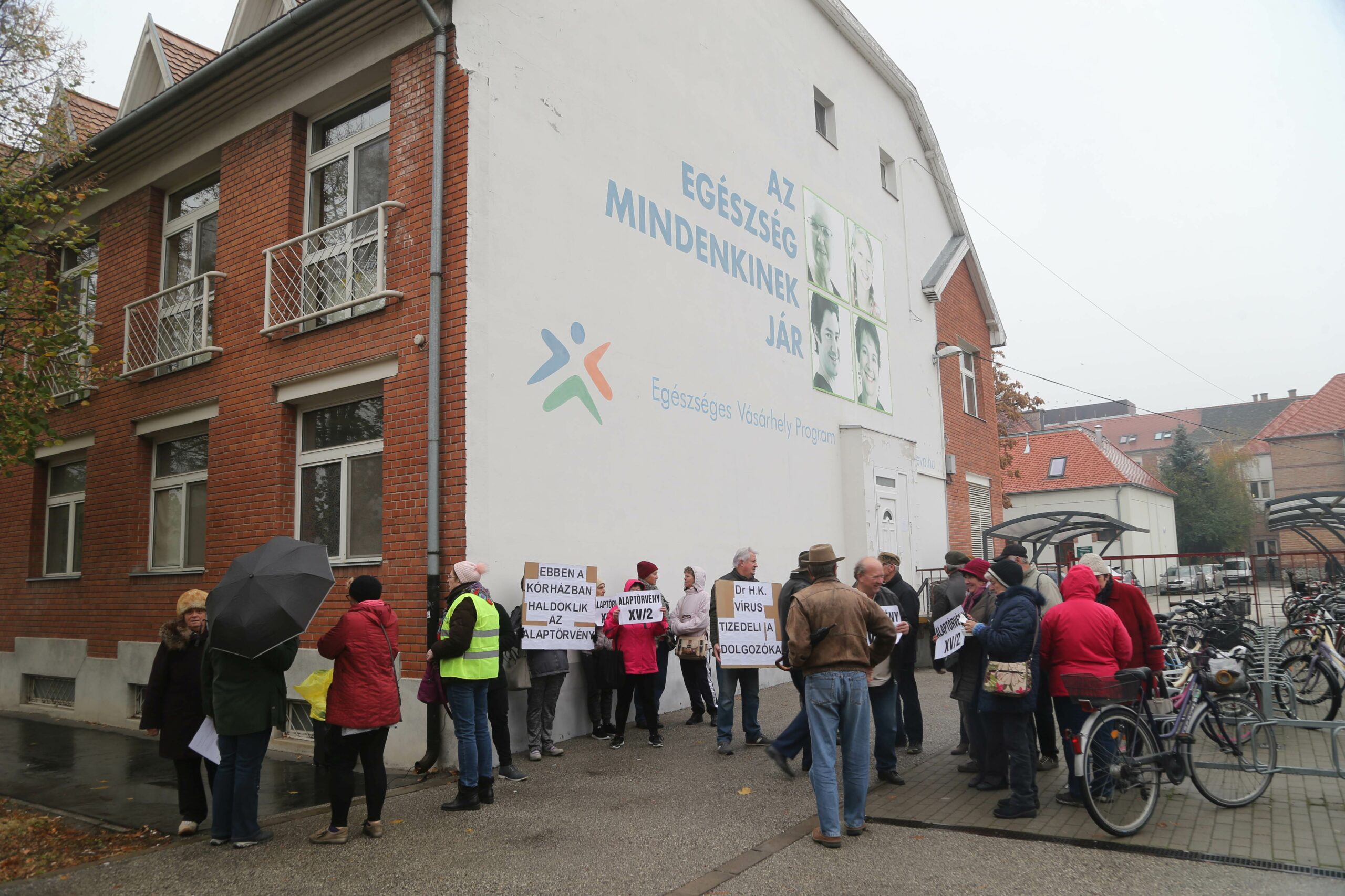 Érdektelenségbe fulladt a vásárhelyi kórháztüntetés 1