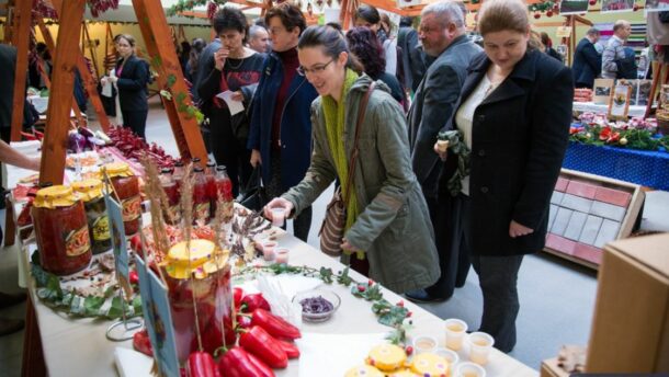 Két napig piactér lesz a kormányhivatal nagyterme - Ötödször lesz Közfoglalkoztatási Adventi Kiállítás és Vásár Szegeden 1