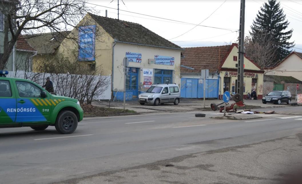 Felborult egy lovaskocsi a vásárhelyi piacnál 1