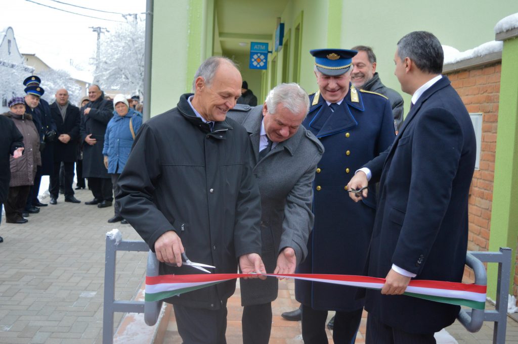 Ne csak születni, élni is érdemes legyen Maroslelén 12