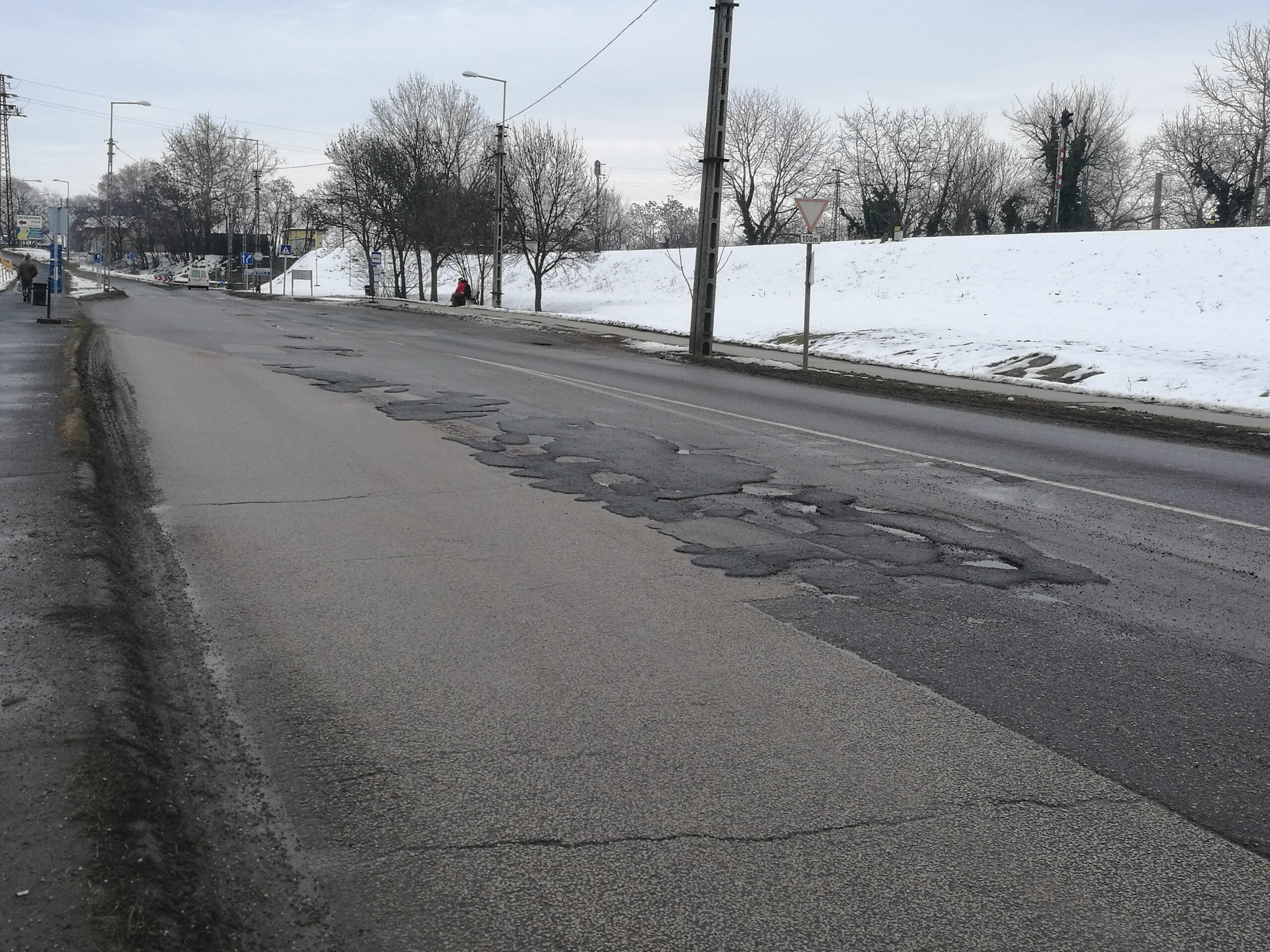 Rémálomként emlegetik az autósok a Hódtó utcát (szavazóval) 2