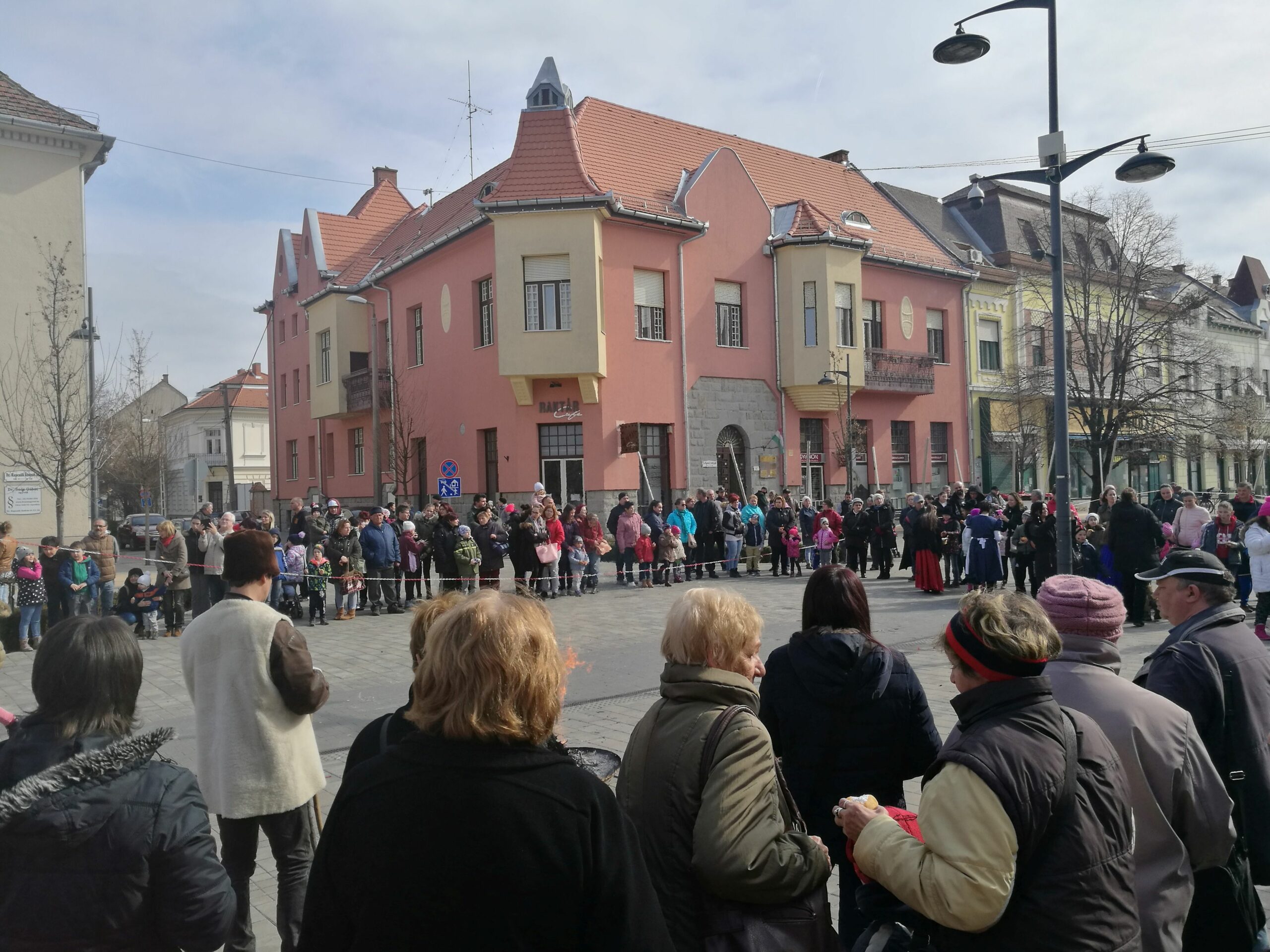 Csókos angyal, lódoktor és szerzetes is búcsúztatta a telet Vásárhelyen (fotók, videó) 7