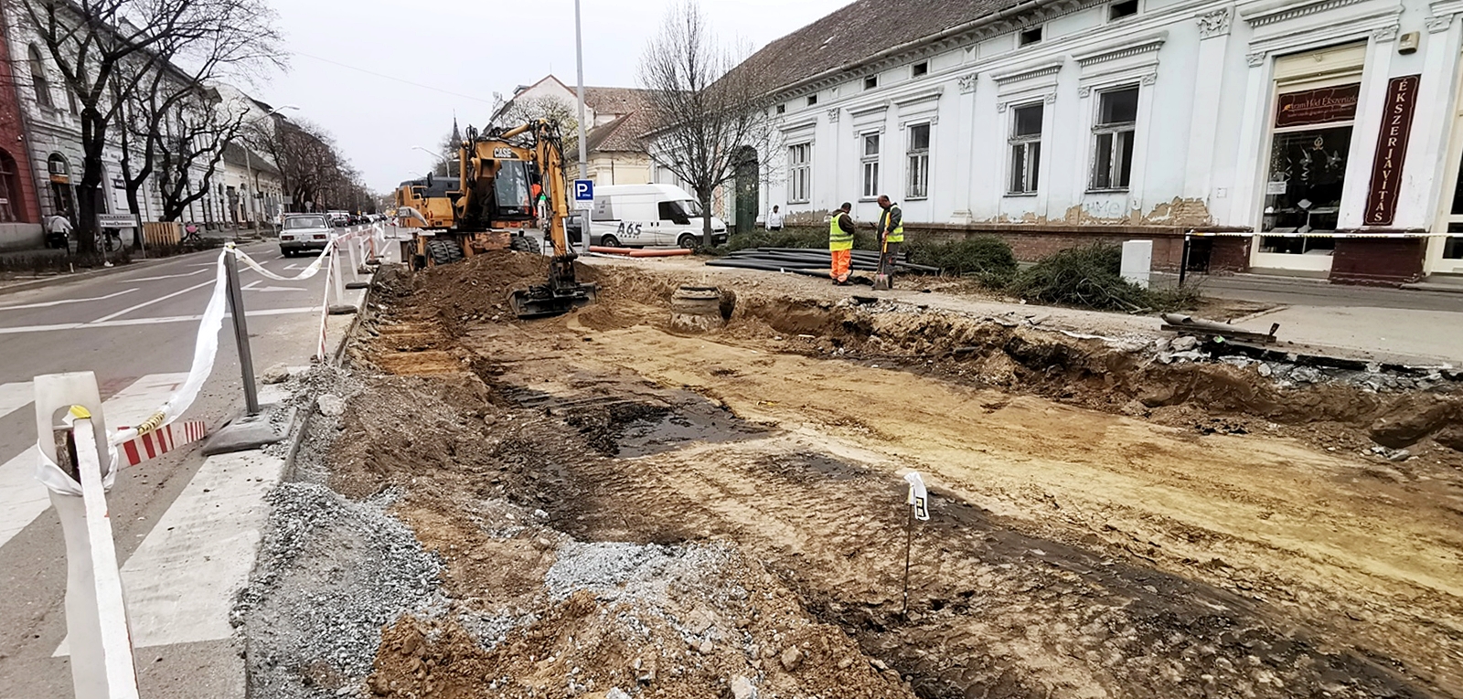 Május végén szabadul fel a Bajcsy és az Ady utca: mutatjuk, hol tart a tram-train (fotók) 5