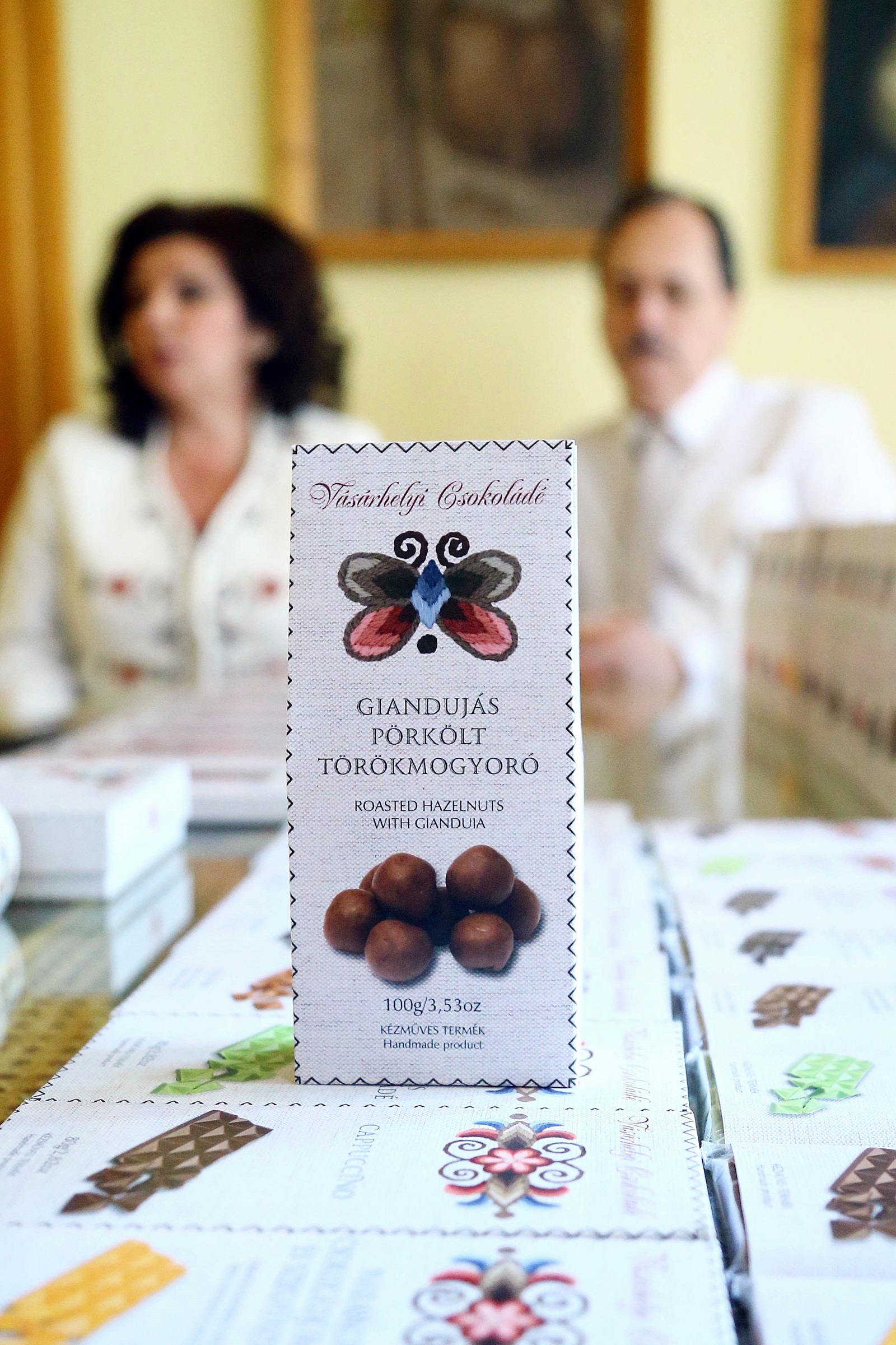 A h&eacute;t embere: lassan a vil&aacute;g minden t&aacute;j&aacute;n akad egy kis darab a V&aacute;s&aacute;rhelyi Csokol&aacute;d&eacute;b&oacute;l 6