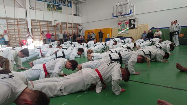 Három új Taekwon-do mesterfokozatnak örülhettek a vásárhelyiek 1