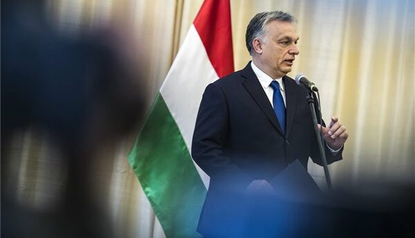 Orbán: aki falakat akar bontani, annak előbb el kell menni a falig