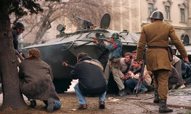 A „Ceausescu-hagyaték” kiállítás Szentesen 1