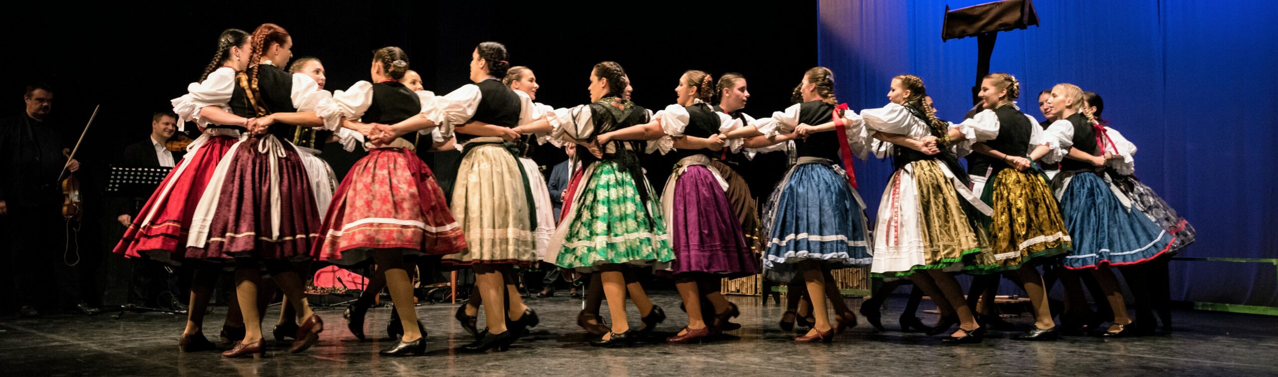 A hét embere: Gazsi László szerint a paraszti kultúra, a folklór, a gyerekek és tanítványok szeretete biztosítja a motivációt a mindennapokban 8