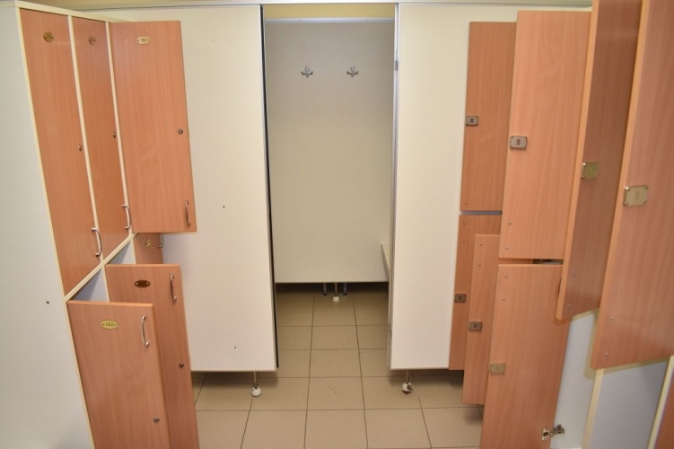 A vásárhelyi strandról lopott egy pénztárcát és egy táskát egy férfi