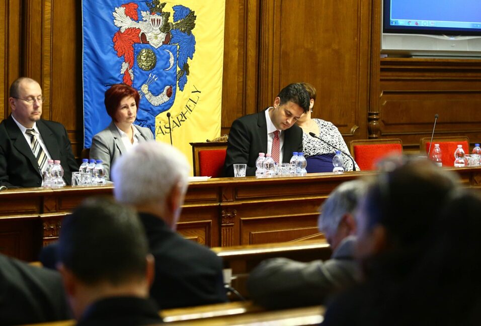 Közgyűlés Vásárhelyen - élő! 56