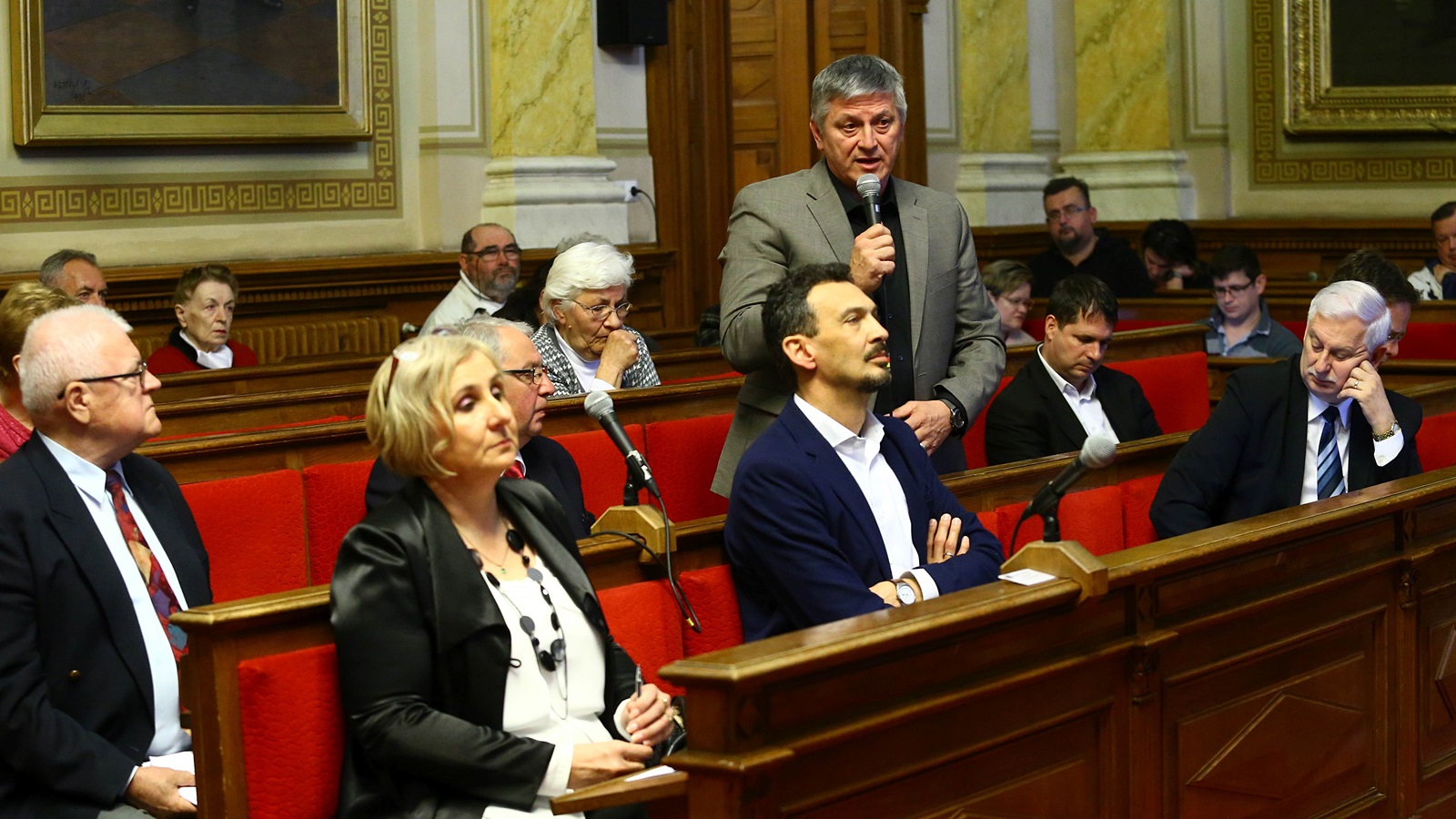 Közgyűlés Vásárhelyen - élő! 58