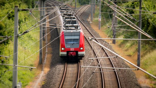 Több postán is lehet vonatjegyet vásárolni áprilistól