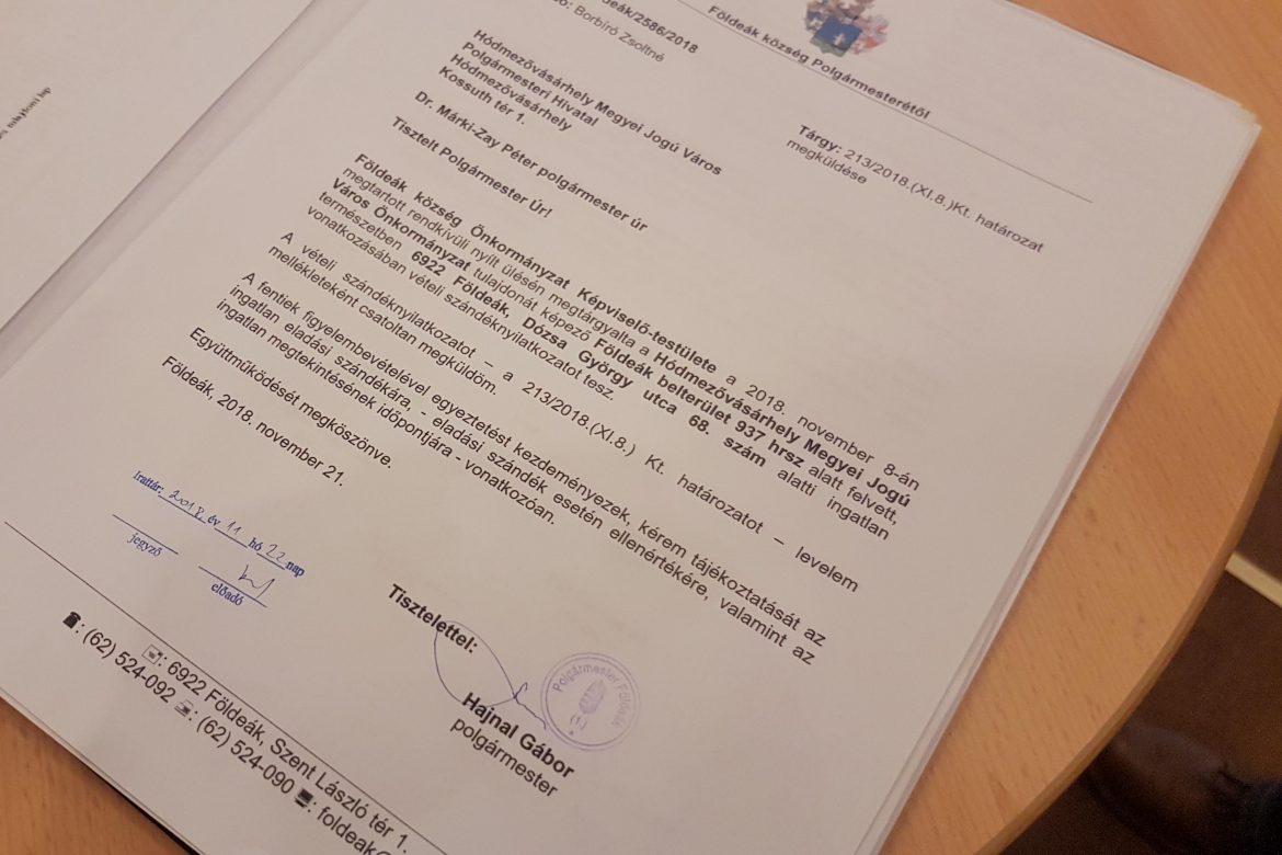 Újabb pofátlan húzás Márki-Zaytól, ezúttal Földeákon