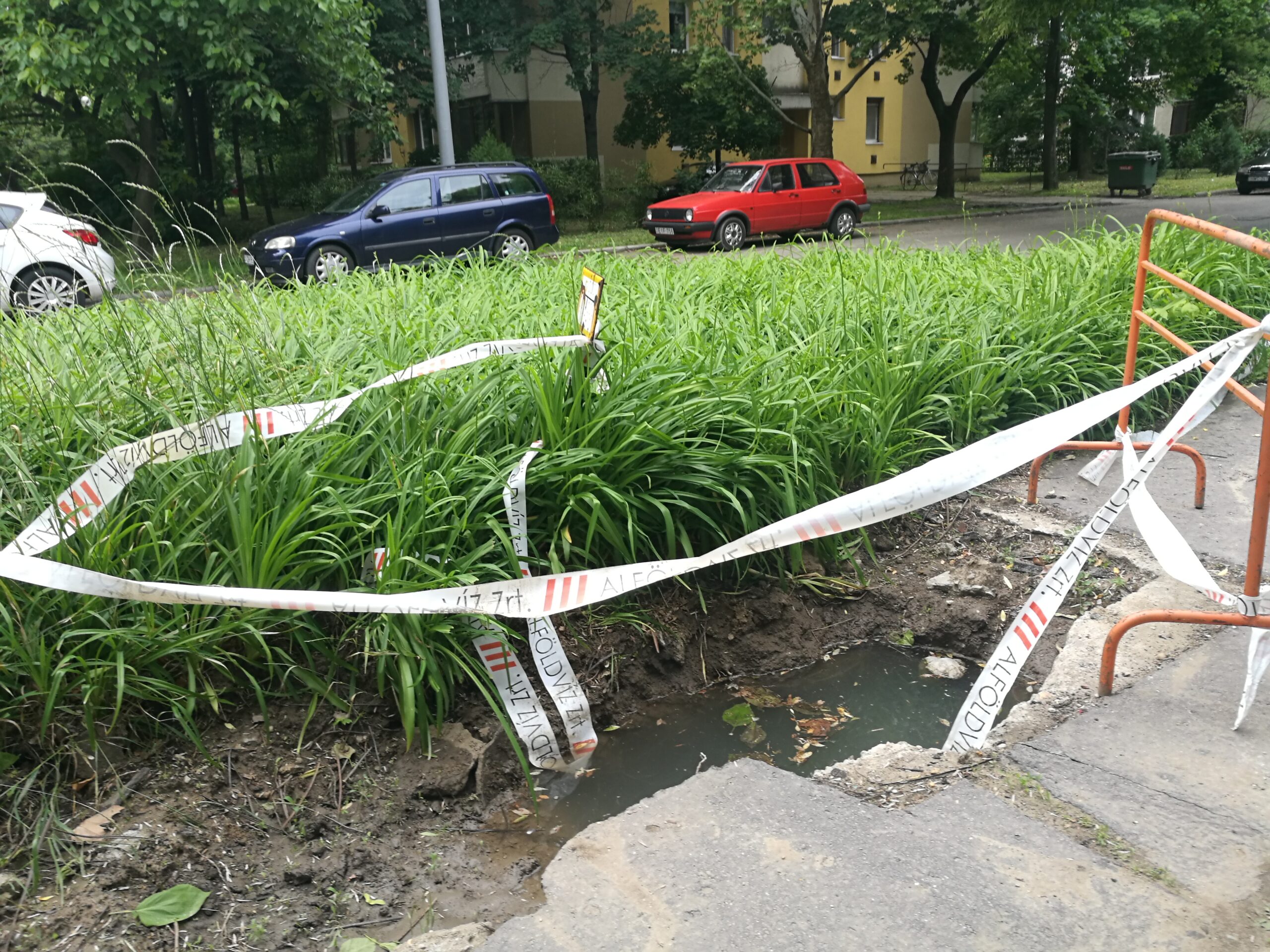 A héten eltűnhet a gödör a Rudnay utcáról 1