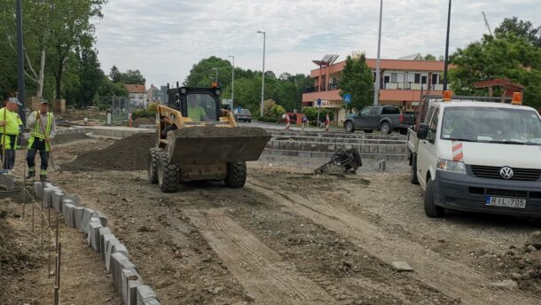 Friss körkép a tram-trainről: így áll az építkezés Vásárhelyen 8