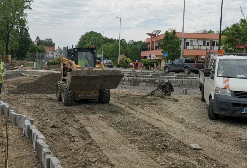 Friss körkép a tram-trainről: így áll az építkezés Vásárhelyen 8