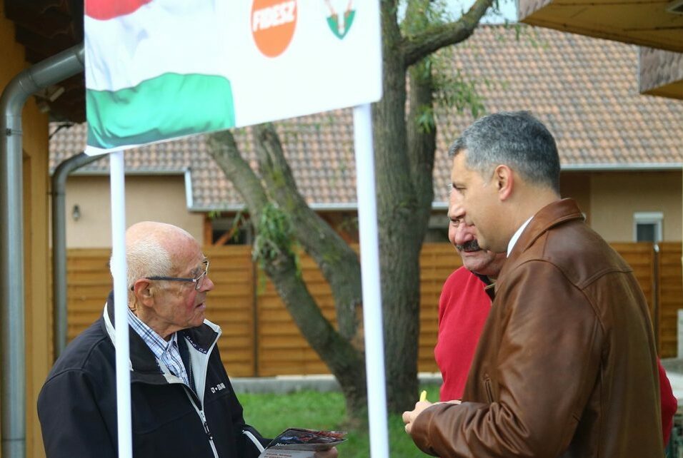 Lázár János: A politika mindig arról szól, hogy a választópolgárokkal folyamatosan beszélgetünk (videó)