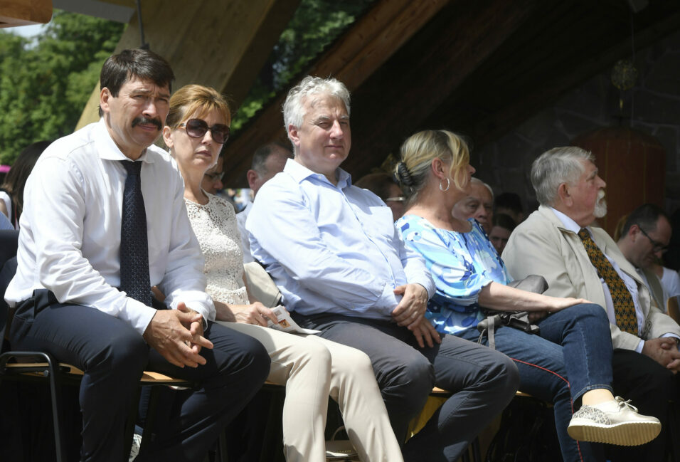 Áder János: Ami Úzvölgyén történt törvénysértő és erkölcstelen