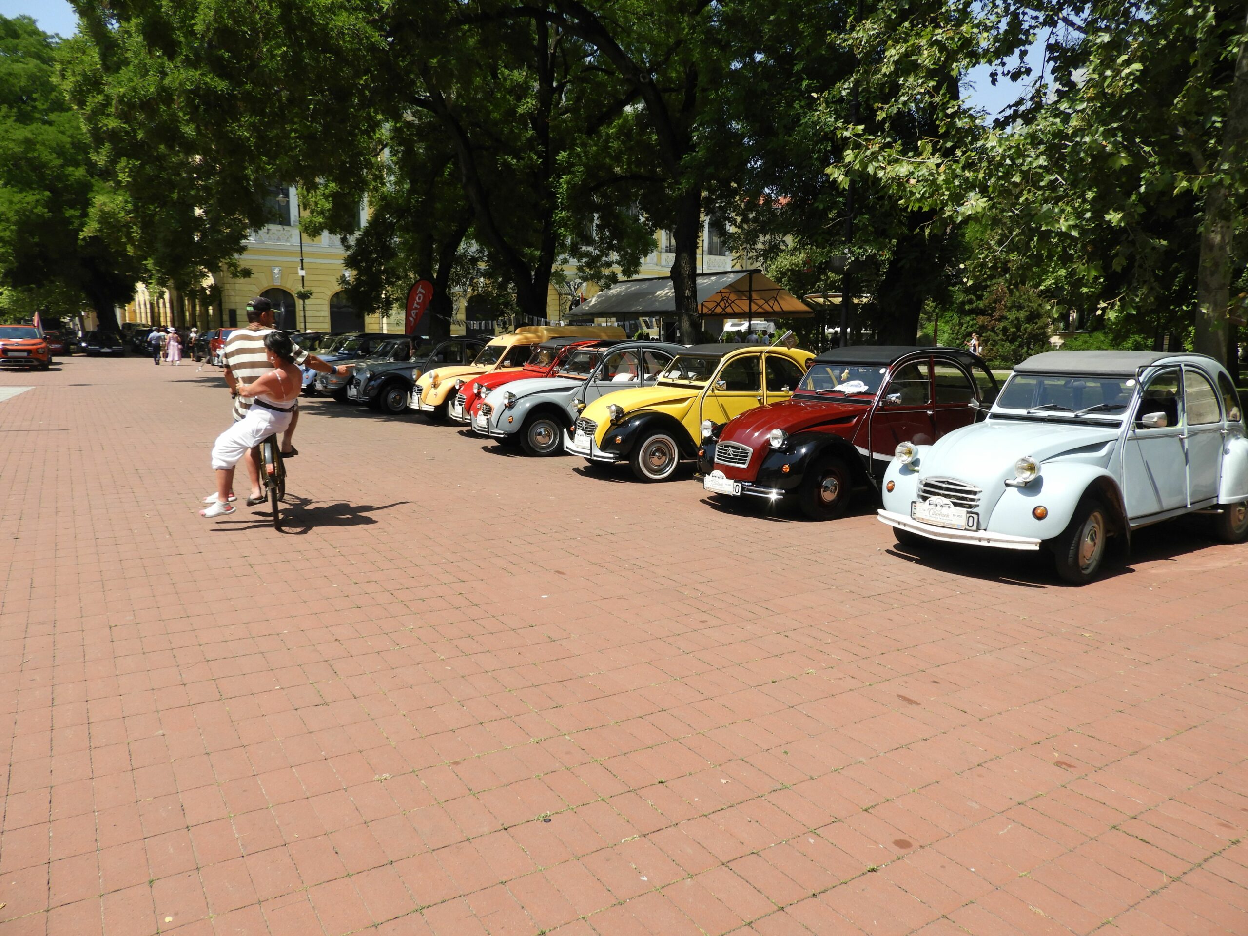 Fotókon a Kossuth téri Citroen találkozó 8