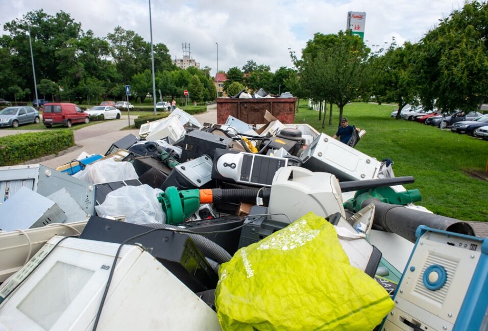 Hatalmas sikert aratott a Szeretem Vásárhelyt e- hulladékgyűjtési akciója