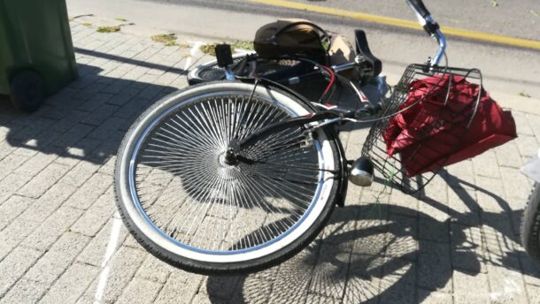 Kerékpárost ütöttek el a Deák Ferenc utcán!
