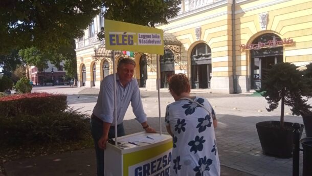 Megkezdte az aláírásgyűjtést Grezsa István 1