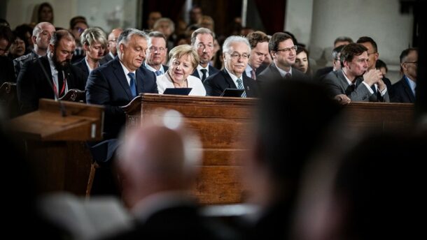 Orbán Viktor és Angela Merkel együtt emlékezett a 30. évfordulóra