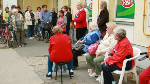 A Klauzál utcán kezdenék a járdafelújítást Susánban 2