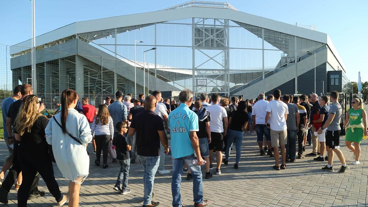 Gólzáporos győzelemmel avatta stadionját a Szeged 3