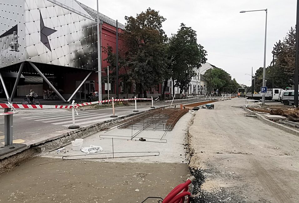 Kártalanítaná a tram-train nyomvonalán lévő vállalkozásokat Grezsa István