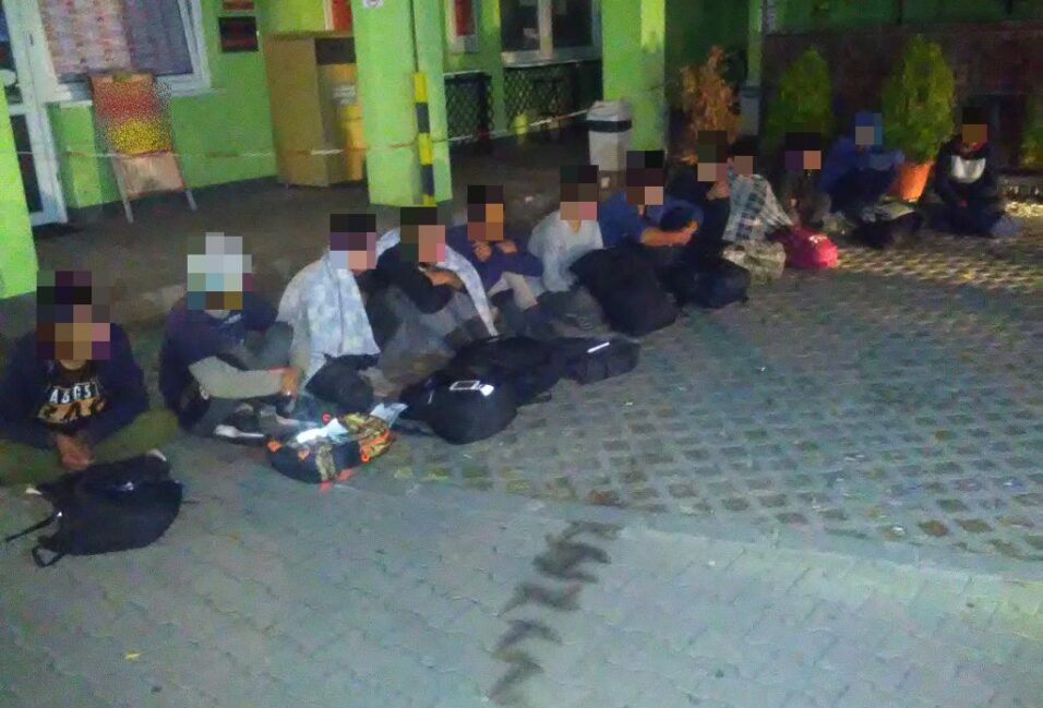 Tizennyolc határsértőt tartóztattak fel Csongrád megyében
