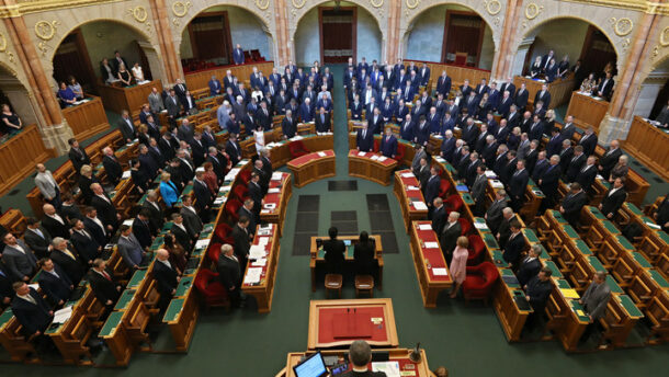 A Fidesz frakció kész a gyermeket nevelő családok támogatásának bővítésére