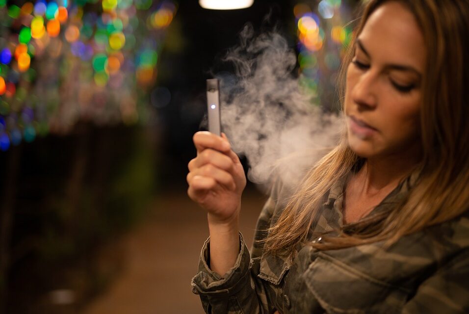 Az e-cigaretta már rövid idő után is gyulladást válthat ki a nem-dohányzóknál